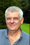 Voorthuizen 25 augustus 2002
Onderweg naar morgen op de Golfbaan.
frits Jansma