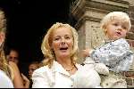 Naarden 24 augustus 2002
Marijke Schaaphok met zoontje
