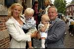 Naarden 24 augustus 2002
Marijke Schaaphok met man en kinderen