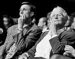 Johan Cruyff met moeder Mevr. Cruyff