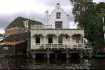 24 juli 2002 
Ouderkerk a/d Amstel huis bij pont
Sloepenroute