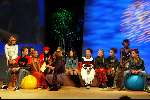 Hilversum 26 augustus 2003
Perspresentatie avro winterseizoen.
kindersongfestival met Angela Groothuizen