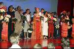 Scheveningen 3 augustus 2003
Laatste voorstelling van Aida in het circustheater.
Chaira Borderslee  en Rene v Kooten
Antje Monteiro  huilen