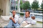Eindhoven 22 Augustus 2003 Arjen Robben samen met zijn vriendin in zijn nieuw onderkomen in Eindhoven