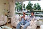 Eindhoven 22 Augustus 2003 Arjen Robben samen met zijn vriendin in zijn nieuw onderkomen in Eindhoven