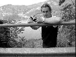 Porto Ercole 6 augustus 2003
Edwin Smulders werkend met zijn verrekijker