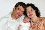 Uithoorn 28 augustus 2003
Gianni Romme met vrouw en baby