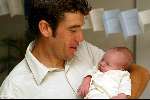 Uithoorn 28 augustus 2003
Gianni Romme met  baby