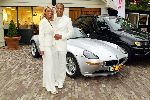 Blaricum 28 augustus 2003
Tandarts Gerard Tjon A Joe met zijn vrouw