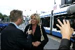 Amsterdam 25 augustus 2004
Presentatie nieuwe blad Zuid .
Angela Hoogeveen met Frank Awick