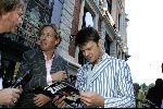 Amsterdam 25 augustus 2004
Presentatie nieuwe blad Zuid .
Beau v Erven Dorens en Jort Kelder
