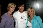 Loosdrecht 31 augustus 2004
Persconferentie Gerard Joling bij Restaurant Zin.
Gerard Joling Caroline Tensen en Irene Moors