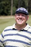Eemnes 1 augustus 2004
Golfen voor een goed doel op  golfclub de Goyer.
Karel v d Graaf met pet
