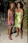 Curacao 13 augustus 2004
Marco Borsato optreden op Mambo Beach.   Leontine Borsato met vriendin Armando