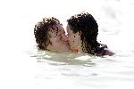Curacao 16 Augustus 2004
Lieke v Lexmond met haar vriend Jeroen kussend