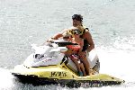 Curacao 16 Augustus 2004
Marco Borsato   met Senna en Luca op jetski