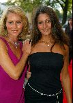 Loosdrecht 31 augustus 2004
Persconferentie Gerard Joling bij Zin in Loosdrecht.
Milika Peterzon met dochter
