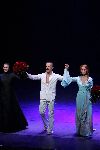 Den Haag 30 augustus 2004
Premiere Passion in schouwburg Den Haag.
Stanley Burlesson   Vera Mann en Pia Douwes