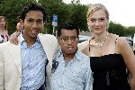 Amsterdam 3 augustus 2004
Premiere circus Renz. Wibi Soerjadi met broer en vriendin