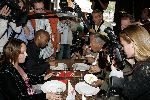 Amsterdam 24 augustus 2005
Lunch t.b.v het Rode kruis met medewerking van Yasmine Sendar Humberto Tan Angela Groothuizen en Paul Rosemuller