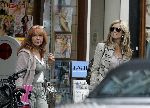 Amsterdam 10 augustus 2005
Candy Dulfer doet boodschappen op cornelis Schuytstraat met haar moeder.