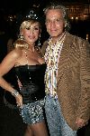 Amsterdam 6 augustus 2005
Connie Breukhoven optreden op de Gay Parade.
Connie met Hans Breukhoven kussend