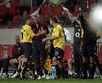 Amsterdam 27 juli 2005
Ajax-Arsenal 0-1 tijdens amsterdam tournament.
Dennis Bergkamp en Arsene Wenger