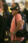 Schiphol 1 augustus 2005
Diego Armando Maradona met petje op schiphol