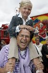 Amsterdam 9 augustus 2005
Premiere Circus Renz in Amsterdam.
Emile Ratelband met dochter Beau Emee