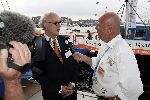 Amsterdam 20 augustus 2005
Koningin Beatrix doopt Beatrix catemaran voor het prinses Beatrix fonds op Sail 2005. Ronny Gerschtanowitz  met Gaston Starreveld