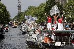 Amsterdam 6 augustus 2005
Gay parade door de grachten van Amsterdam.
 westertoren