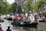 Amsterdam 6 augustus 2005
Gay parade door de grachten van Amsterdam.