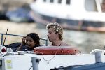 Amsterdam 31 augustus 2005
Georgina Kwayke met nieuwe vriend varen op boot door grachten