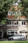 Amsterdam 21  augustus 2005
Huis Jeroen Goeman Borgesius op apollolaan 46 waar bridget Maasland is gaan kijken om eventueel te kopen