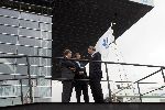 Amsterdam,20 augustus 2005
Amsterdam Sail 2005
Burgemeester Job Cohen wacht op de komst van Koningin Beatrix