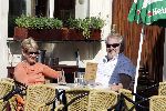 Amsterdam 1 augustus 2005
Jules Croiset met zijn vrouw Puck op terras