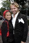 Aarle Rixtel 20 augustus 2005
Katja Schuurman met hoofddoekje en Thijs Romer