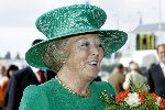Amsterdam 20 augustus 2005
Koningin Beatrix doopt Beatrix catemaran voor het prinses Beatrix fonds op Sail 2005