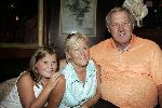 Amsterdam 30 augustus 2005
Presentatie dvd Johnny Jordaan.
Koos Alberts met Joke en kleindochter