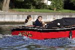 Weesp 28 augustus 2005
Maarten Spanjer varen met boot met dochter Paul Huf.