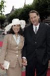 Noordwijk 27 augustus 2005
Trouwen Prins Pieter Christiaan en Anita v Eijk.
Patricia Steur met man