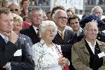 Amsterdam 20 augustus 2005
Koningin Beatrix doopt Beatrix catemaran voor het prinses Beatrix fonds op Sail 2005. Ronny Gerschtanowitz Karla Peijs en Erica Terpstra