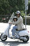 Amsterdam 13 juli 2005
Ruud Gullit met zijn zoon Maxim op vespa scooter