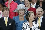 Apeldoorn 25 augustus 2005
Trouwen Prins Pieter Christiaan en Anita v Eijk.
Koningin Beatrix
Prinses Margriet en Pieter v Vollenhoven