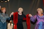 Amsterdam 21 november 2006
Laatste voorstelling purper in Carre. afscheid 
Adele Bloemendaal en Karin Bloeme en Anneke Gronloh