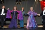 Amsterdam 21 november 2006
Laatste voorstelling purper in Carre. Angela Groothuyzen Karin Bloemen en Anneke Gronloh