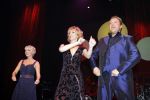 Amsterdam 4 november 2006
Presentatie cd Toon Hermans door Maurice Hermans aan Lone v Roosendaal Richard Groenendijk en Ellen Evers.
