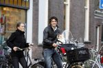 Amsterdam 9 november 2006
John v Lottum met zijn vrouw en dochter op de cornelis schuytstraat.