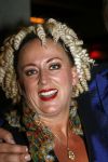 Amsterdam 4 november 2006
Presentatie cd Toon Hermans door Maurice Hermans aan Lone v Roosendaal Richard Groenendijk en Ellen Evers.Karin BloemenPeter Smulders bv