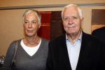 Amsterdam Schiphol 23 november 2009
Presentatie boek Hans Kazan in het Hilton hotel. Aad v d Heuvel met zijn vrouw
Peter Smulders bv